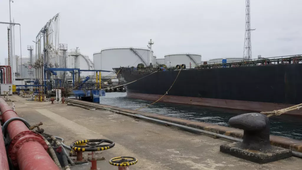 Les sanctions secondaires américaines mettent l’Europe sous pression énergétique
