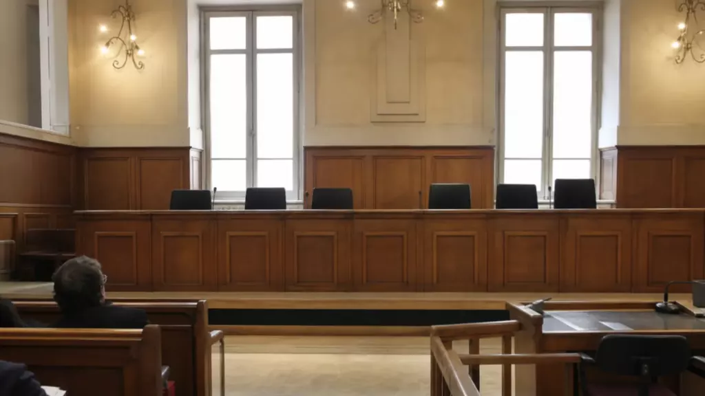 Recours au référendum — présidentielle 2027 : le référendum, promesse de pouvoir sans contrôle