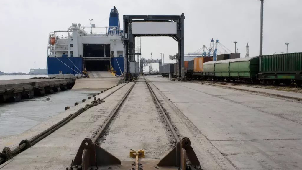 Le corridor transcaspien, voie de délestage sous contraintes