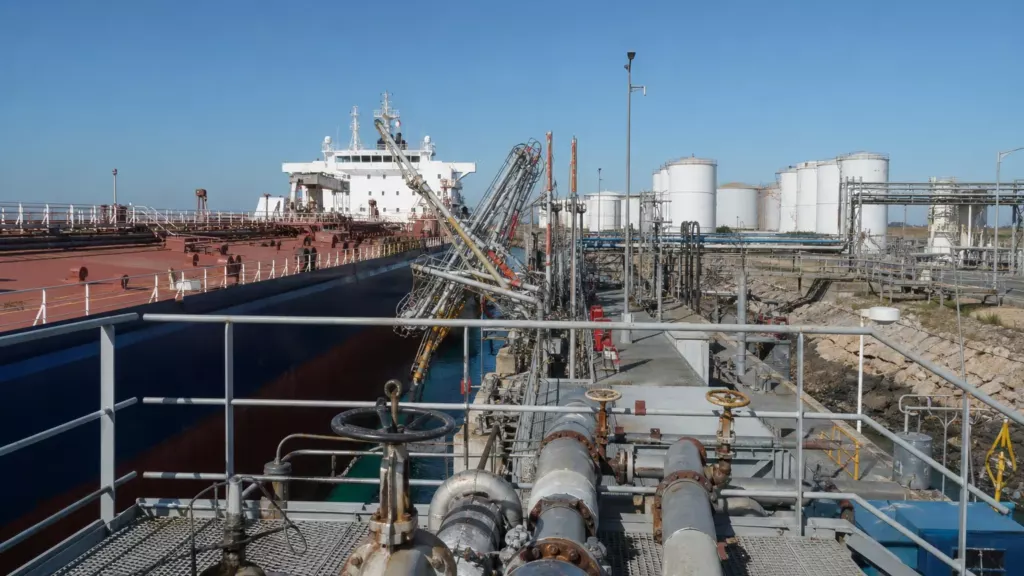 Importations de diesel américain — le diesel américain révèle la dépendance énergétique de l’Europe