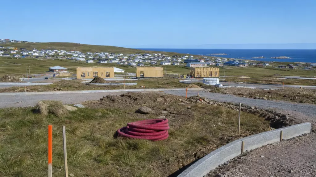 Relocalisation de Miquelon — à Miquelon, déplacer le village devient une politique d’adaptation